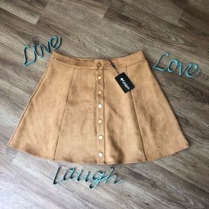NWT Fuinloth Skirt, front buttons